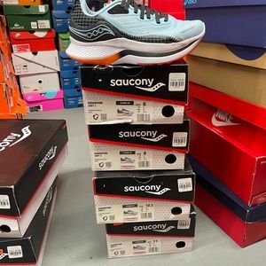 Saucony endorphin shift 2 women size 11 10.5 white blue and size 8 6